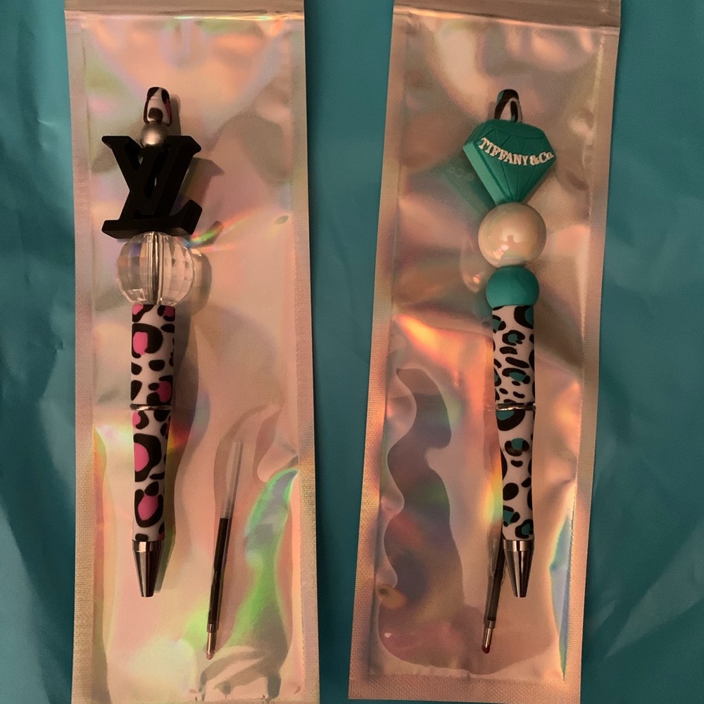 STOCKING STUFFERS! Beaded pens 2 pack!!